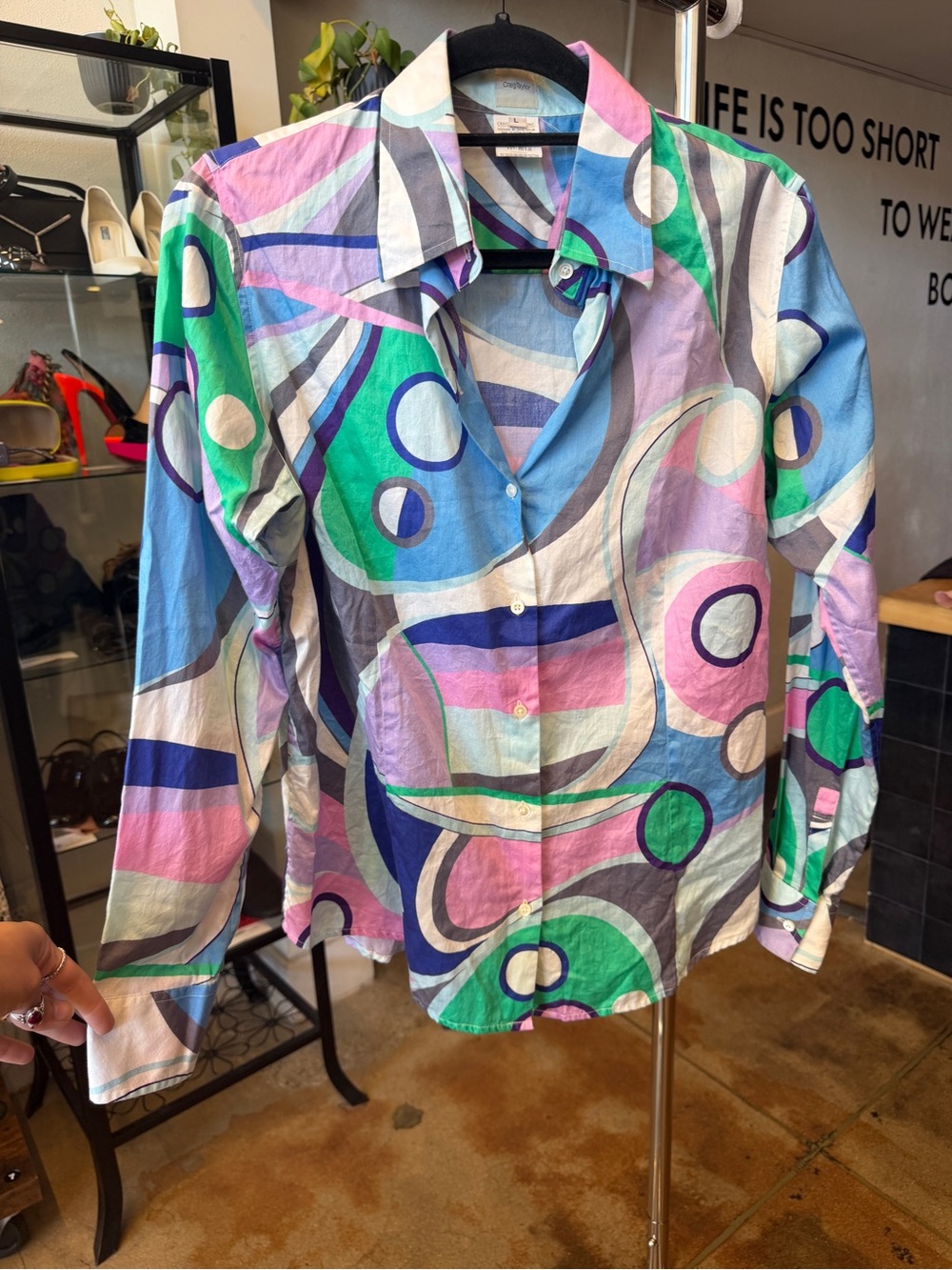 Vintage Craig Taylor 100% Egyptian Cotton Abstract Button Up Blouse